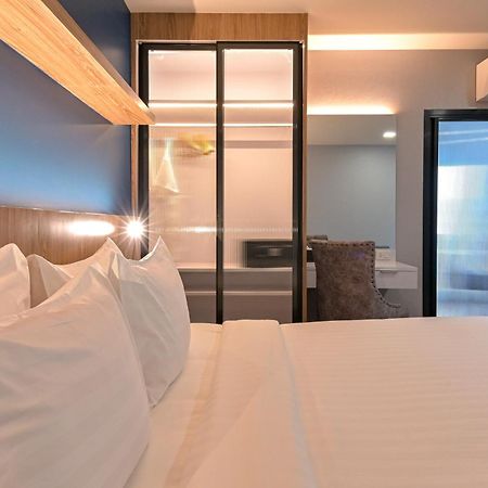 Shewin De Bangkok Hotel Bagian luar foto