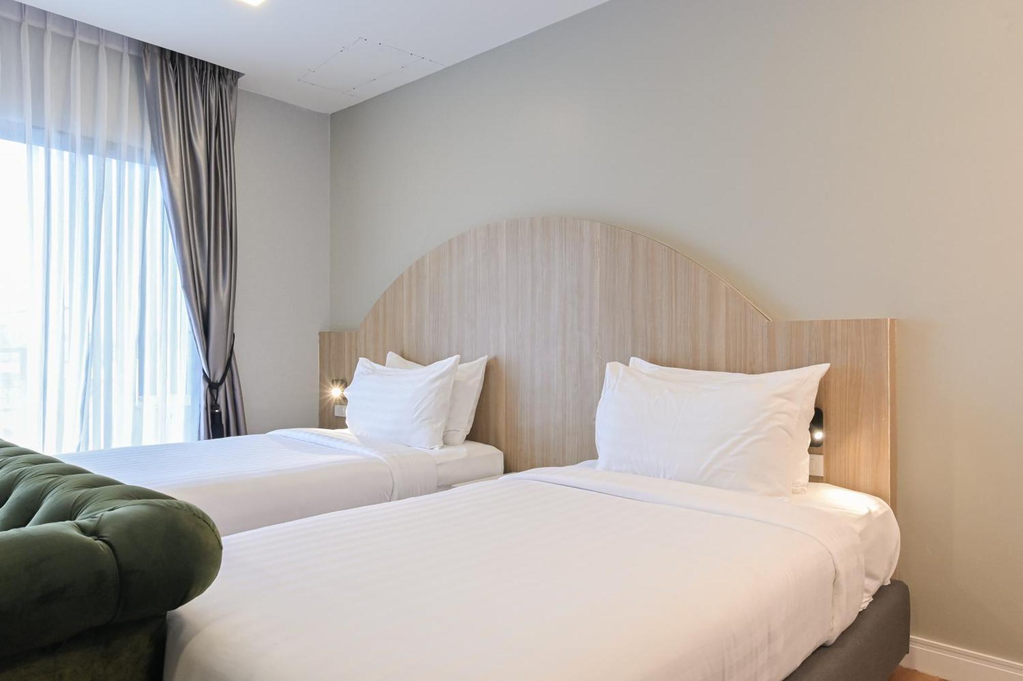 Shewin De Bangkok Hotel Bagian luar foto
