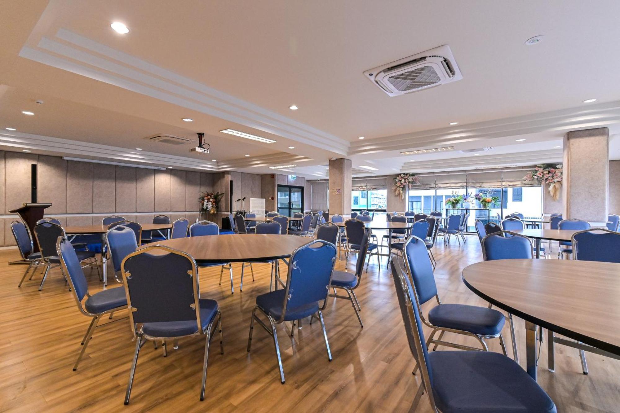 Shewin De Bangkok Hotel Bagian luar foto