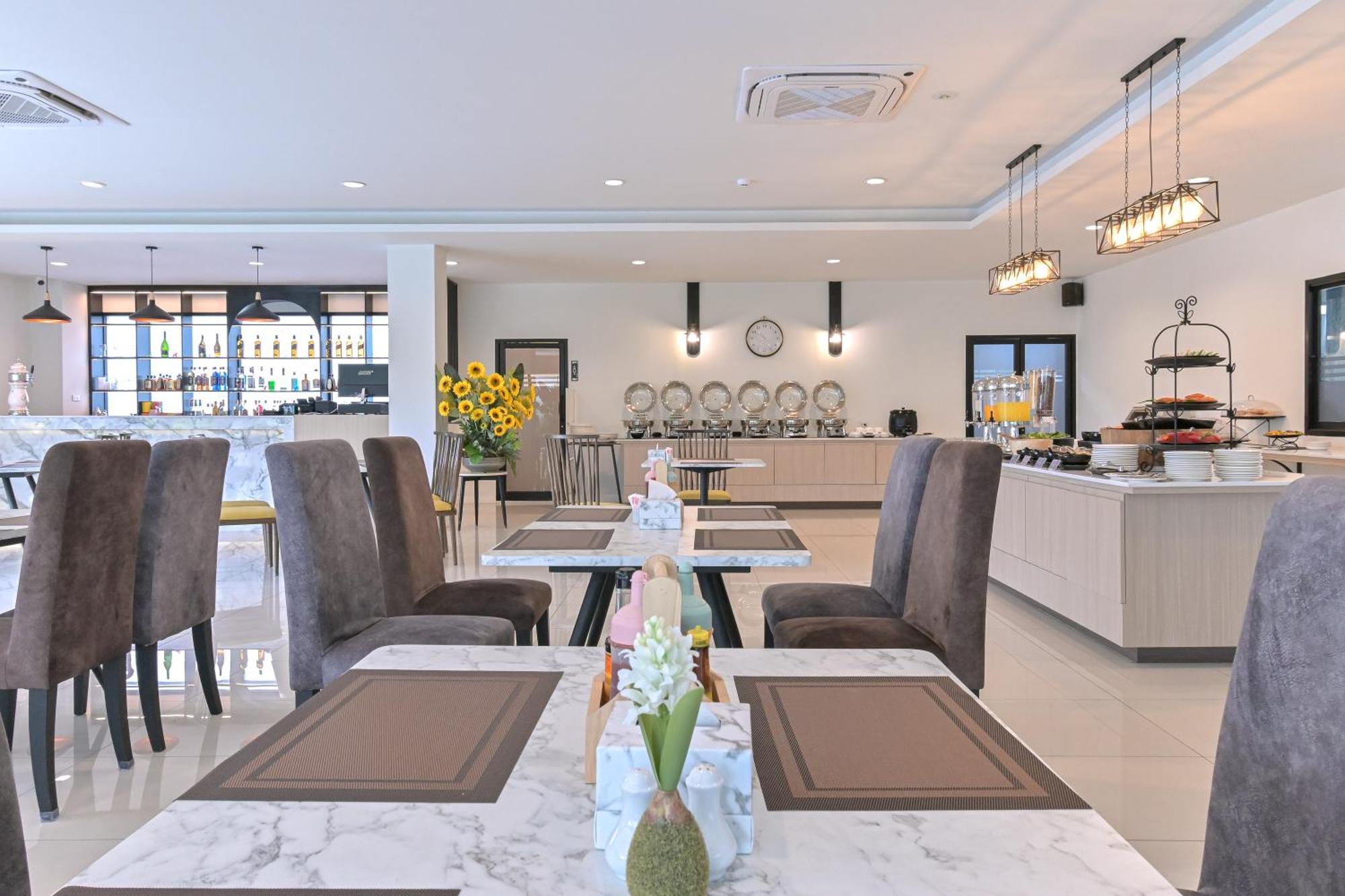 Shewin De Bangkok Hotel Bagian luar foto