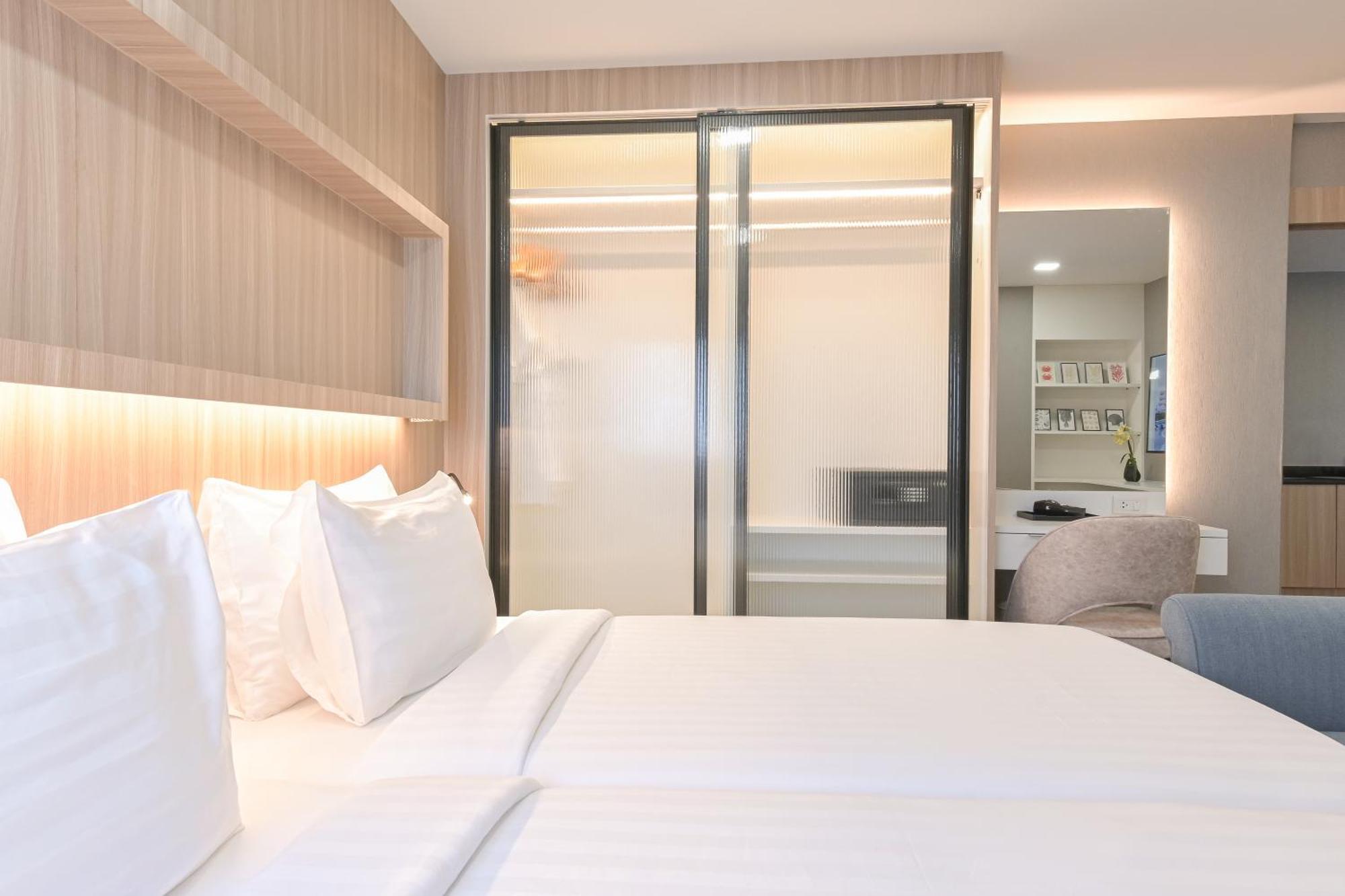 Shewin De Bangkok Hotel Bagian luar foto
