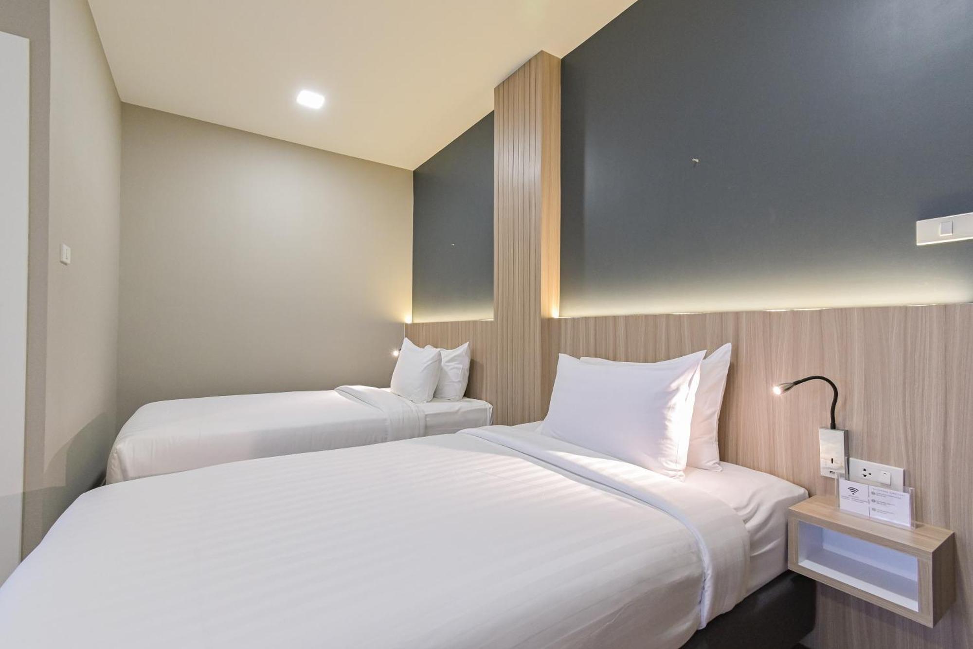 Shewin De Bangkok Hotel Bagian luar foto